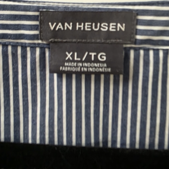 Van Heusen - Blue And White Stripe - V Neck Tunic - 3/4 Sleeve - XL - Picture 5 of 7